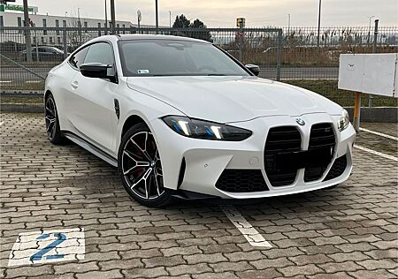 BMW M4 Coupe M xDrive Competition