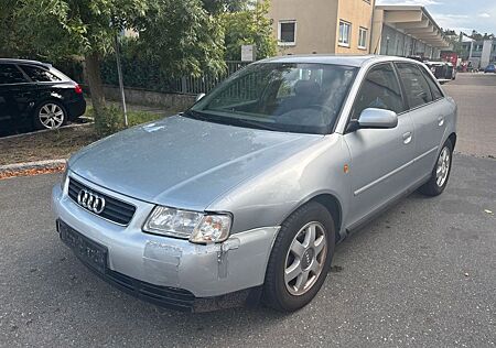 Audi A3 1.8 Attraction