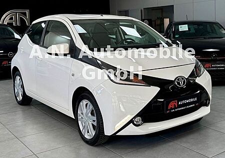 Toyota Aygo (X) Aygo -play Team D*Kamera*Klim*LED*Tempomat