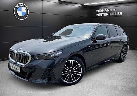 BMW 520d xDrive Touring M Sport HUD DA Pro Pano AHK
