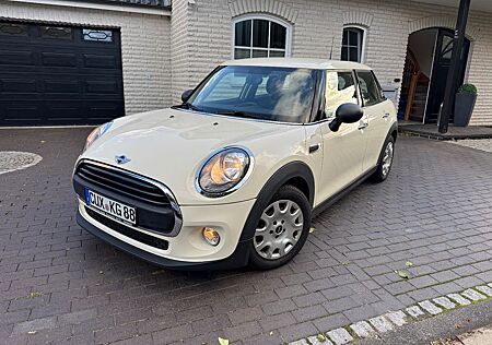 Mini ONE TÜV und Reifen NEU