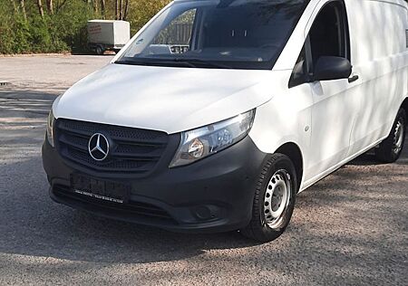 Mercedes-Benz Vito Kasten 111 CDI Transporter AHK 177 tkm TÜV