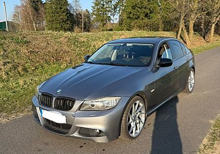BMW 325i E90