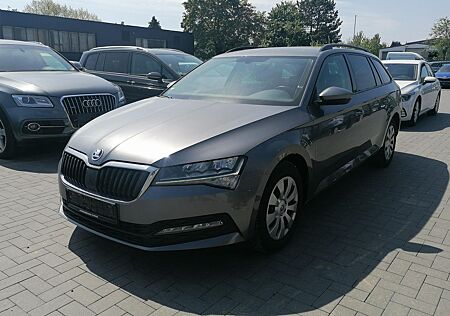 Skoda Superb Active 2.0 TDI /TEMPO/AHK/NAVI/KLIMA