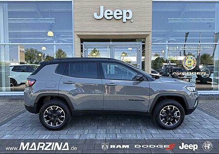 Jeep Compass ~4xe~High Upland~Pano~Allrad