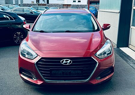 Hyundai i40 cw blue Classic 1.7 CRDi KLIMA/FH/PDC/MFL