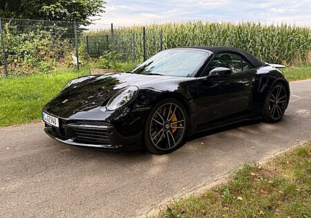 Porsche 911 Urmodell 911 Turbo S Cabriolet | 36M Approved