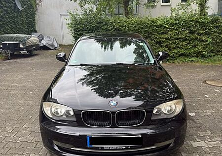 BMW 116i - Sitzh.*Klima*elektr. Fenster* TÜV 09/2026