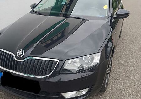 Skoda Octavia 1.8 TSI Green tec DSG 4x4 Edition Co...