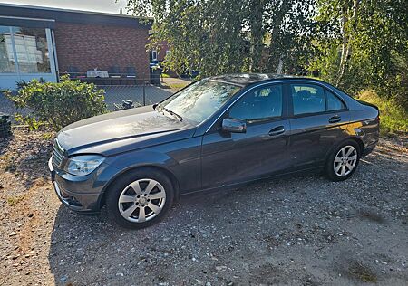 Mercedes-Benz C 180 KOMPRESSOR -
