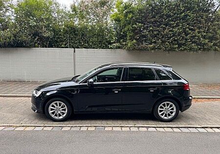 Audi A3 1.8 TFSI S tronic quatt. Attr. Sportb. At...
