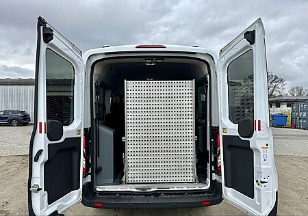 Ford Transit Rollstuhlrampe Einzelsitze erst 11 tkm