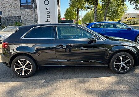 Audi A3 Ambiente Schalter