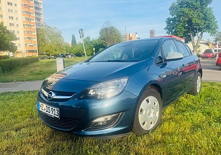 Opel Astra J Lim. 5-trg. Style,Klima,Teilleder Euro6