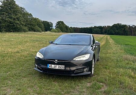Tesla Model S 90 D
