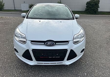 Ford Focus Turnier Ambiente benziner