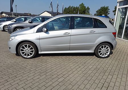 Mercedes-Benz B 200 Automatik PDC+Tempomat+Klima+Sport Paket