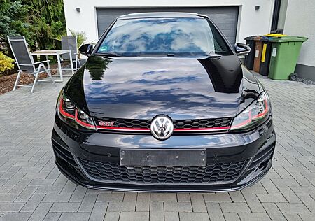 VW Golf Volkswagen 2.0 TSI DSG GTI Performance
