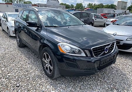 Volvo XC 60 Summum ,Panoramadach,Leder,Navigation!