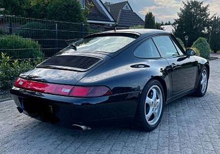 Porsche 993 Carrera 4 Coupé Carrera