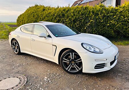 Porsche Panamera 4 Edition Edition