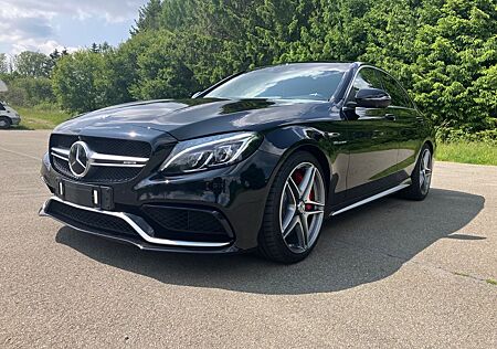 Mercedes-Benz C 63 AMG Mercedes-AMG C 63 S Mercedes-AMG S