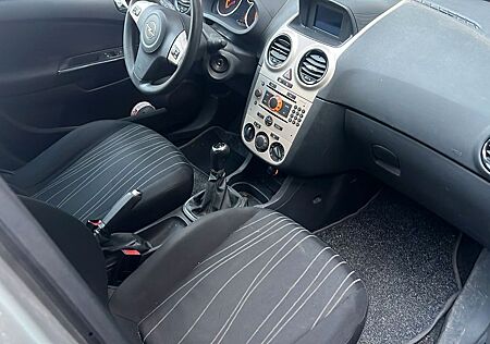 Opel Corsa 1.2