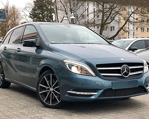 Mercedes-Benz B 220 d Night Paket * 1.Hand * Panorama * Kamera