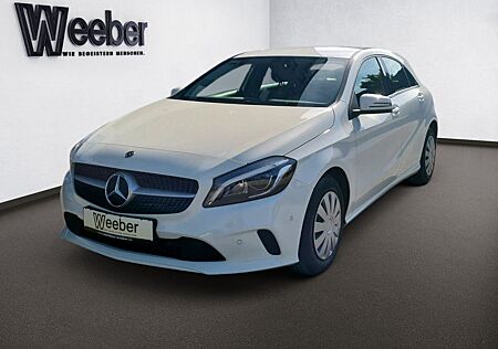 Mercedes-Benz A 160 NAVI LED KAMERA PARKTRONIC KEYLESS SITZHEI