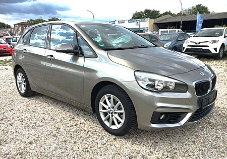 BMW 218 Active Tourer i 48000KM PDC KAMERA SHZ