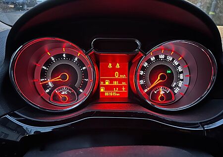 Opel Adam UNLIMITED 1.4 64kW UNLIMITED