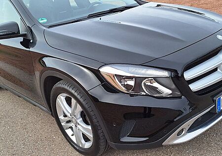 Mercedes-Benz GLA 220 d 4MATIC DCT Urban Urban