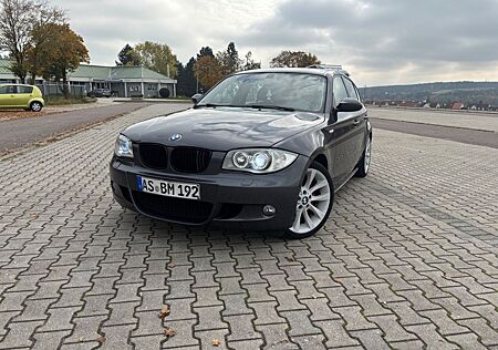 BMW 120i -