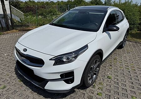 Kia XCeed 1.6 CRDi DCT Platinum*PANO*VirtualCockpit