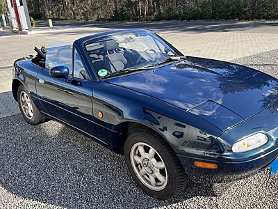Mazda MX-5 1.6 -Klappscheinwerfer, TÜV3/28