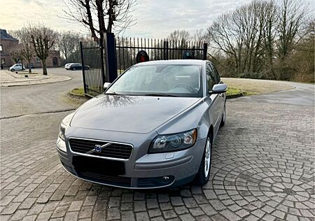 Volvo S40 2.4 mit Neue TÜV +++ Xenon u.v.m