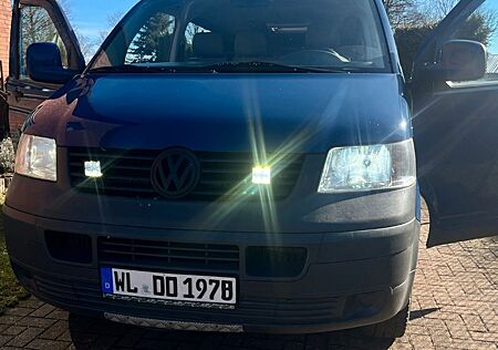 VW T5 Kombi Volkswagen 1,9l 9Sitzer Transporter Bj2008