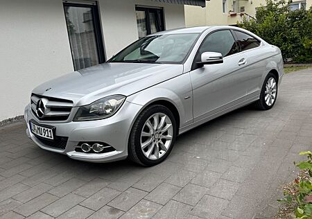 Mercedes-Benz C 250 CDI Sport Coupé Autom. Sport