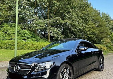 Mercedes-Benz E 300 Cp Command Pano Wide AMG Night Paket 360°