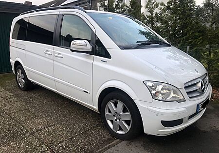 Mercedes-Benz Viano 2.2 CDI Navigation,TLeder, Anhängerk.,PDC