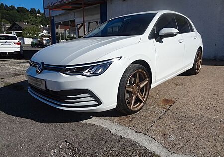 VW Golf Volkswagen VIII/19-Zoll/Navi/150PS/DSG/LED/