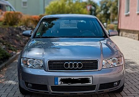 Audi A4 2.0, TÜV 08/26, Service/Inspektion frisch