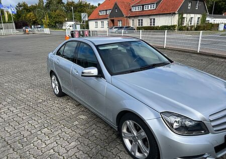 Mercedes-Benz C 200 BlueEFFICIENCY AVANTGARDE AVANTGARDE