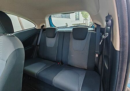 Ford Ka /+ 1,2 Titanium Titanium