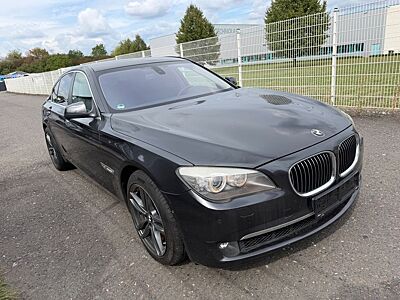 BMW 750iL xDrive SoftClose/HeadUp/Bi-Xenon/Camera360