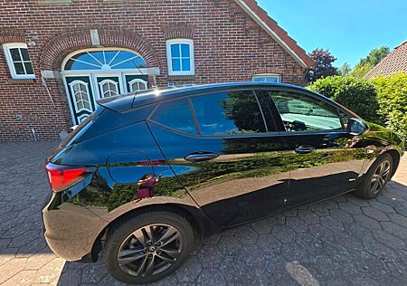 Opel Astra 1.2 Direct Inj Turbo 107kW Design & Te...