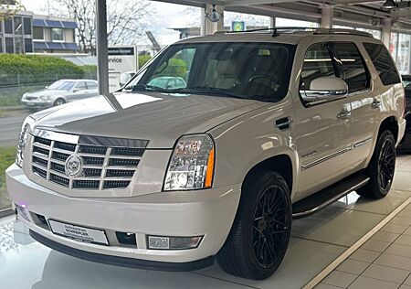 Cadillac Escalade 6.2 V8*AHK*LPG-GAS*NAVI*LEDER!