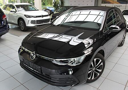 VW Golf Volkswagen VIII Lim./UNITED/DSG/ACC/STZHZ/ALU/DAB+/NAV