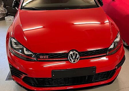 VW Golf Volkswagen 2.0 TSI DSG BMT GTI Clubsport GTI Clubsport