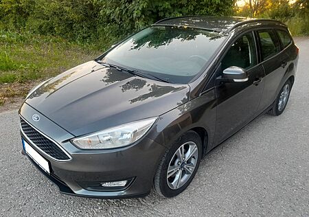 Ford Focus 1,5 EcoBoost 110kW Business Turnier Bu...